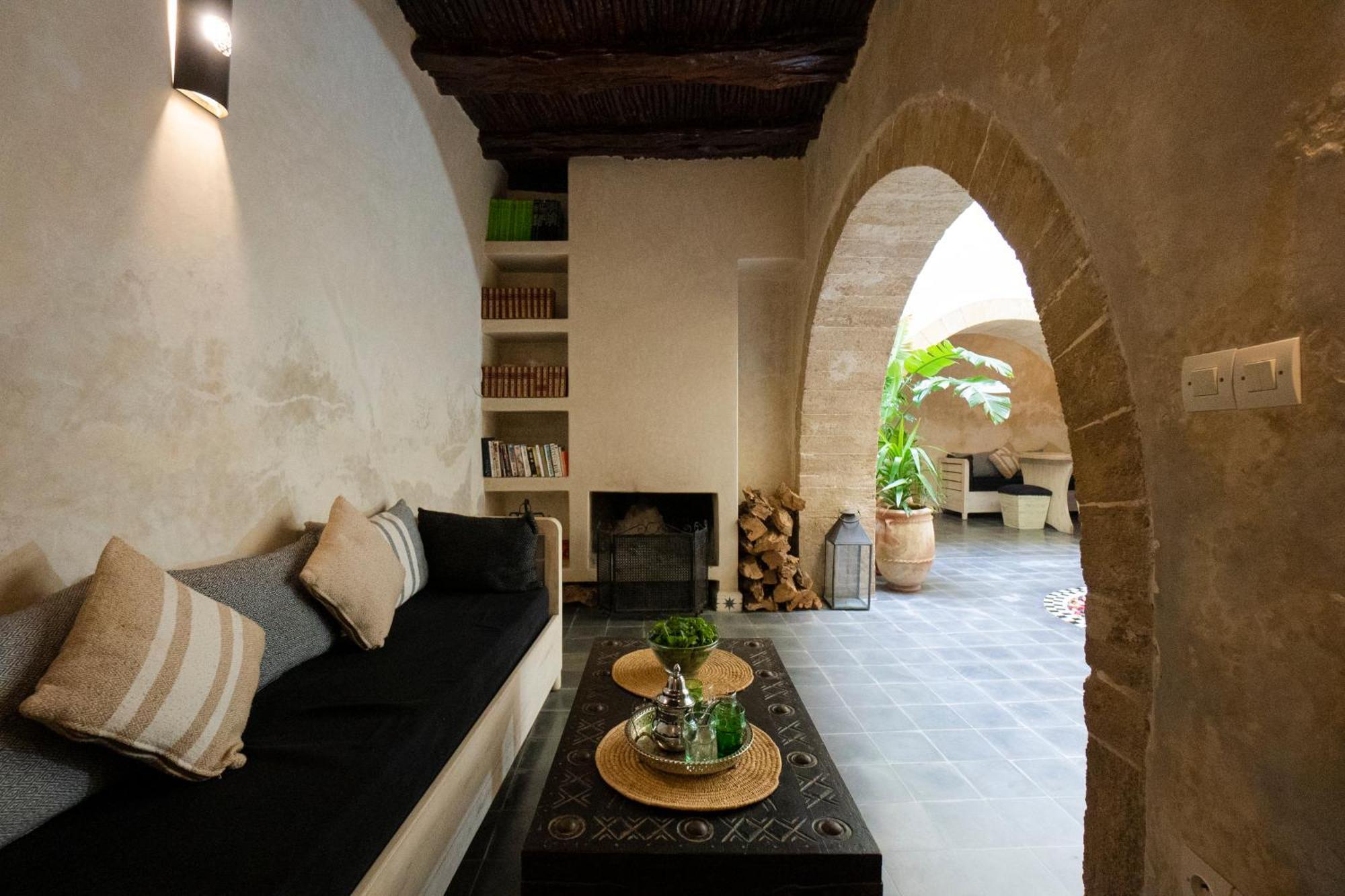 Riad Dar Nor Essaouira Bagian luar foto