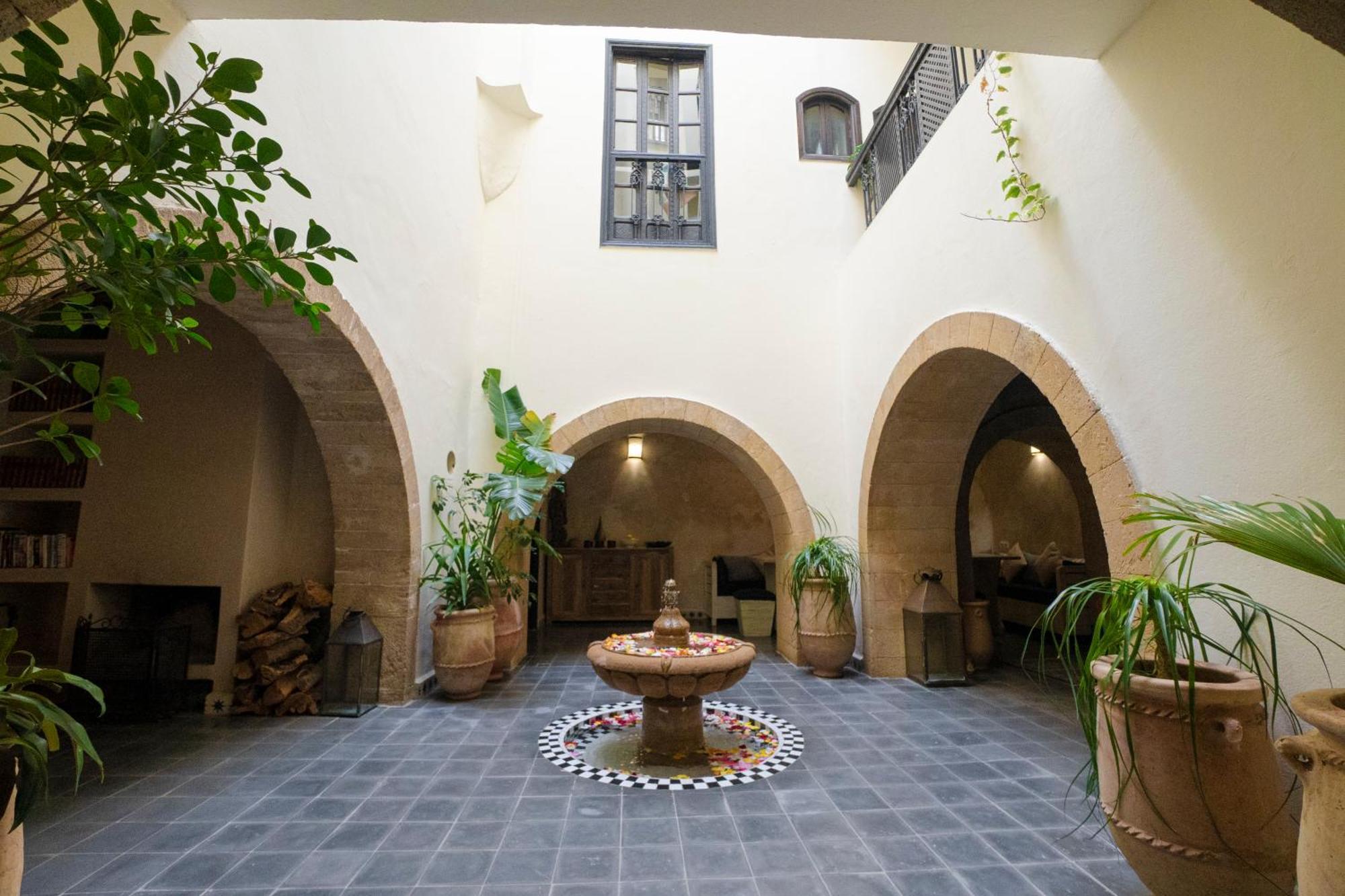 Riad Dar Nor Essaouira Bagian luar foto
