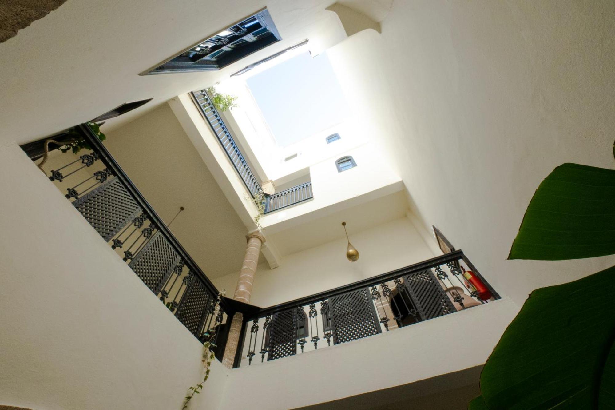 Riad Dar Nor Essaouira Bagian luar foto